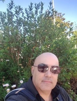 Profil de Francois, un homme célibataire de 59 ans à Le Tampon