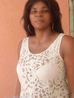Profil de Serenity, une femme célibataire de 47 ans à Abam