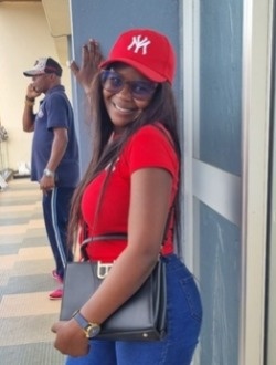 Profil de Sandra, une femme célibataire de 25 ans à Ababa