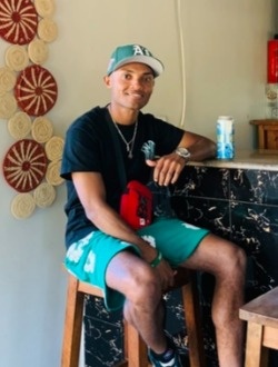 profile picture 0
