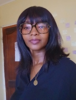 Profil de Linda, une femme célibataire de 47 ans à Franceville