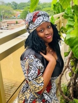 Profil de Reine, une femme célibataire de 22 ans à Lomé