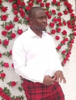 Profil de Armand, un homme célibataire de 34 ans à Douala