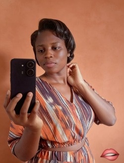 Profil de Nathalie, une femme célibataire de 29 ans à Yaoundé