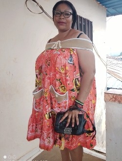 Profil de Degrace, une femme célibataire de 45 ans à Malabo