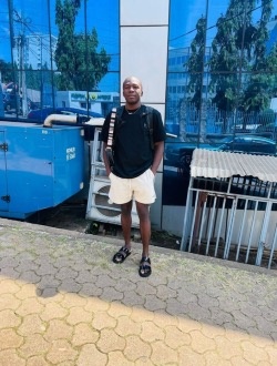 Profil de Estiel, un homme célibataire de 23 ans à Yaoundé