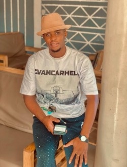 Profil de Zack, un homme célibataire de 23 ans à Saint-Georges-de-Windsor