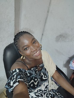 Profil de Sabine, une femme célibataire de 26 ans à Lomé