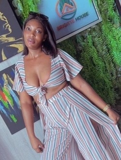 Profil de Danielle, une femme célibataire de 30 ans à Kribi