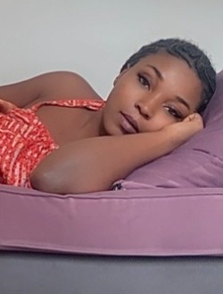 Profil de Annette, une femme célibataire de 27 ans à Yaoundé