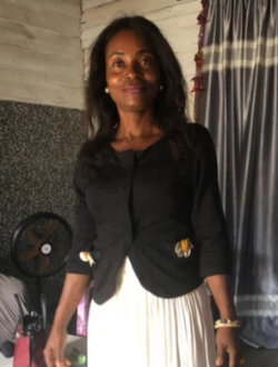 Profil de Seraphine, une femme célibataire de 47 ans à Douala