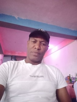 Profil de Franck, un homme célibataire de 49 ans à Abomey-Calavi
