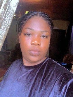 Profil de Nadia, une femme célibataire de 24 ans à Yaoundé
