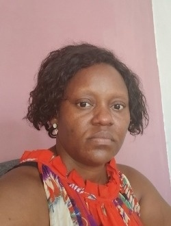 Profil de Mariemn, une femme célibataire de 42 ans à Douala