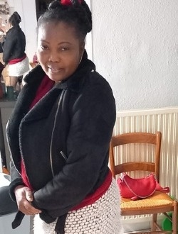Profil de Sidonie, une femme célibataire de 47 ans à Angers