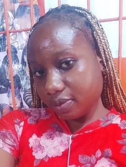 Profil de Minasseh, une femme célibataire de 25 ans à Lomé