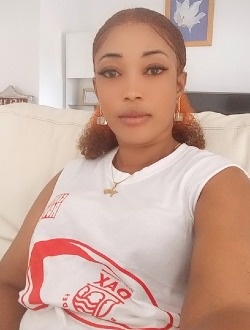 Profil de Élodie, une femme célibataire de 30 ans à Petit Abidjan-Youkou
