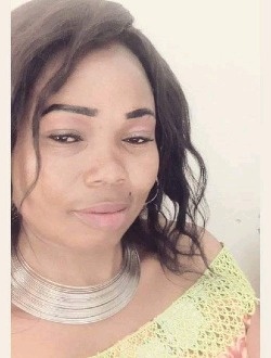 Profil de Anne Marlyse, une femme célibataire de 38 ans à Yaoundé