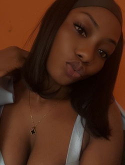 Profil de Judelvie, une femme célibataire de 25 ans à Brazzaville