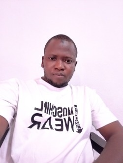 Profil de Gaston, un homme célibataire de 34 ans à Porto-Novo