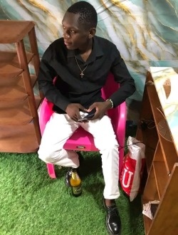 Profil de Claude, un homme célibataire de 28 ans à Yaoundé