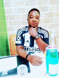Profil de Mhk, un homme célibataire de 37 ans à Abidjan
