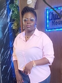 Profil de Guigui, une femme célibataire de 34 ans à Yaoundé