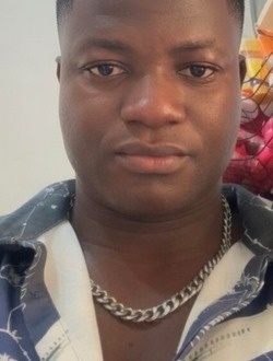 Profil de Cedric, un homme célibataire de 37 ans à Arborg