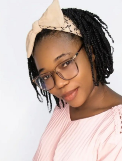 Profil de Pascaline, une femme célibataire de 23 ans à Cotonou