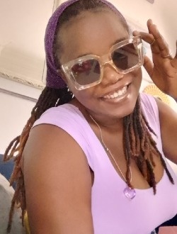 Profil de Debby, une femme célibataire de 35 ans à Port-au-Prince