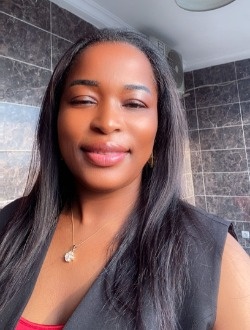 Profil de Céline, une femme célibataire de 39 ans à Libreville