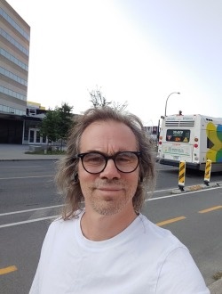Profil de Emmanuel, un homme célibataire de 47 ans à Montréal