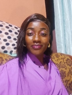 Profil de Larissa, une femme célibataire de 29 ans à Bafoussam
