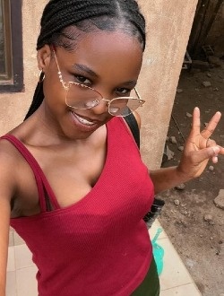 Profil de Bassira, une femme célibataire de 27 ans à 1200 Logements