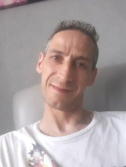 Profil de Frederic, un homme célibataire de 52 ans à Achères