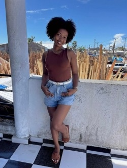Profil de Michelle, une femme célibataire de 25 ans à Toamasina