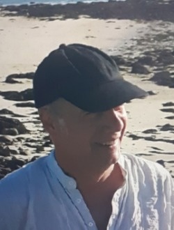Profil de Jelowi, un homme célibataire de 65 ans à Brest