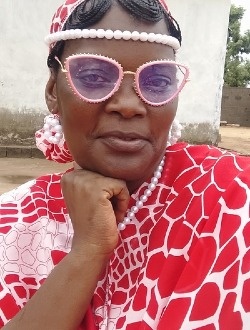 Profil de Nafi, une femme célibataire de 26 ans à Adamou