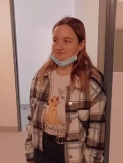 Profil de Camille, une femme célibataire de 19 ans à Le Thor