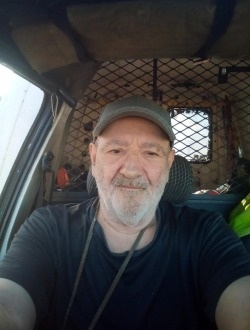 Profil de Nino, un homme célibataire de 64 ans à Marseille