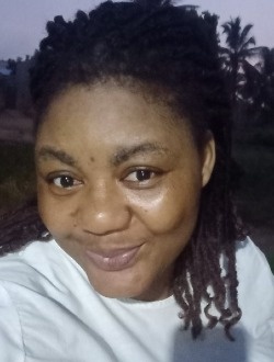 Profil de Olga, une femme célibataire de 35 ans à Lomé