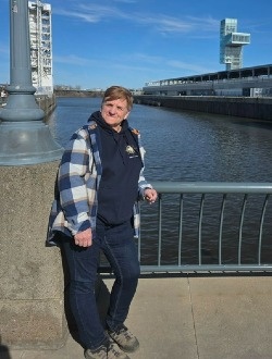 Profil de Diane, une femme célibataire de 63 ans à Sainte-Thérèse