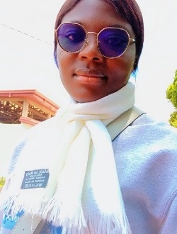 Profil de Stephanie, une femme célibataire de 26 ans à Bafoussam