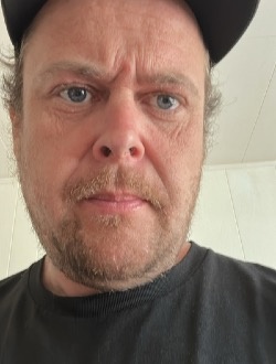 Profil de Marc, un homme célibataire de 41 ans à Rimouski