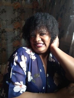 Profil de Theresine, une femme célibataire de 34 ans à Toamasina