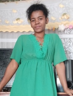 Profil de Flavienne, une femme célibataire de 32 ans à Sambava