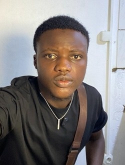Profil de Ulrich, un homme célibataire de 22 ans à Douala