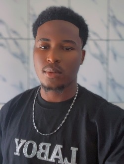 Profil de Franck, un homme célibataire de 28 ans à Douala