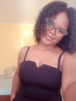 Profil de Vicky, une femme célibataire de 27 ans à 1ER Arrondissement
