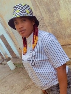 profile picture 0